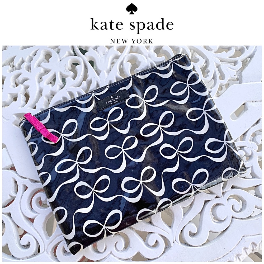 ♠️ Kate spade cosmetic pouch